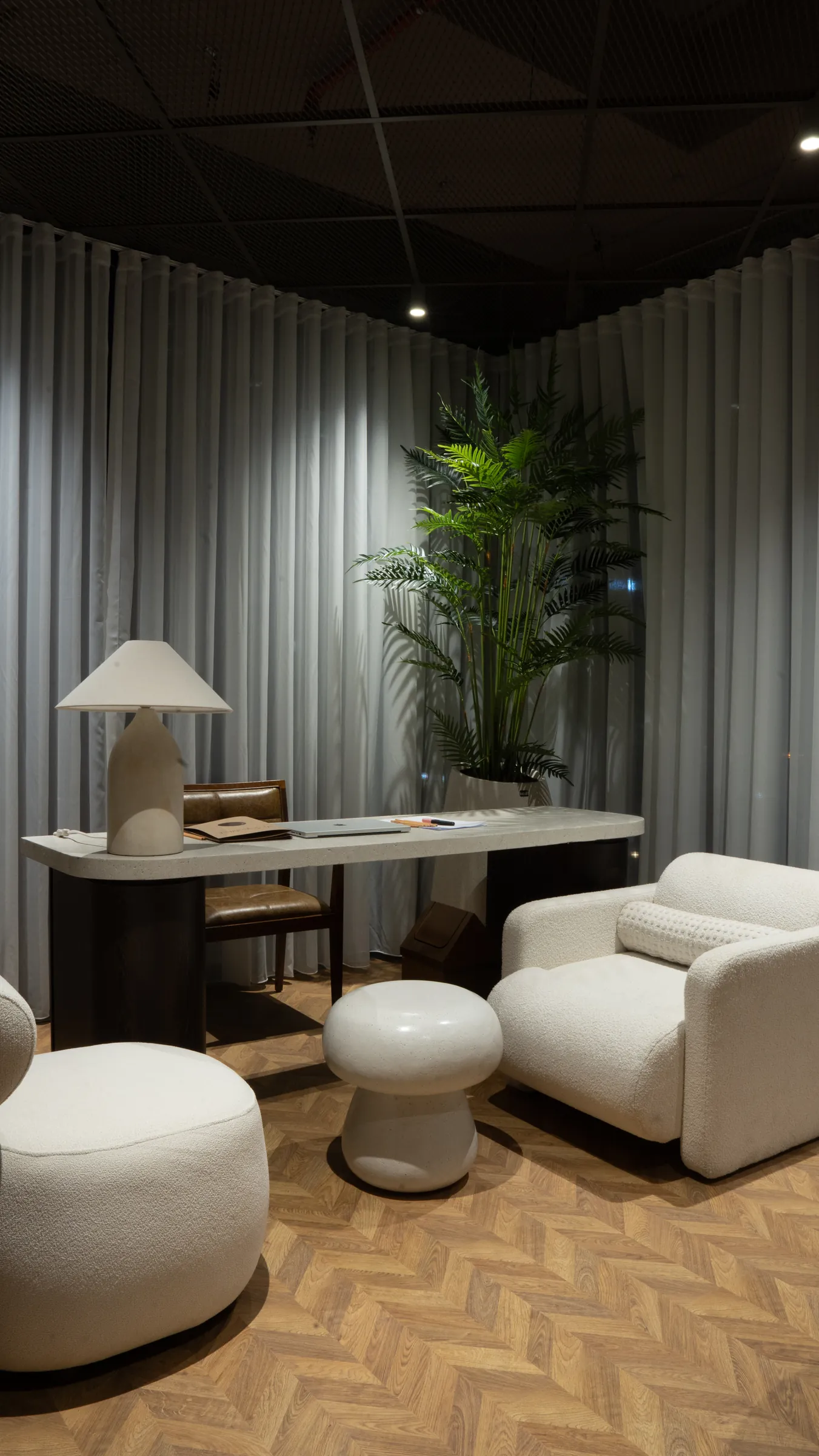 O'SPA Sky's calm lounge and reception area